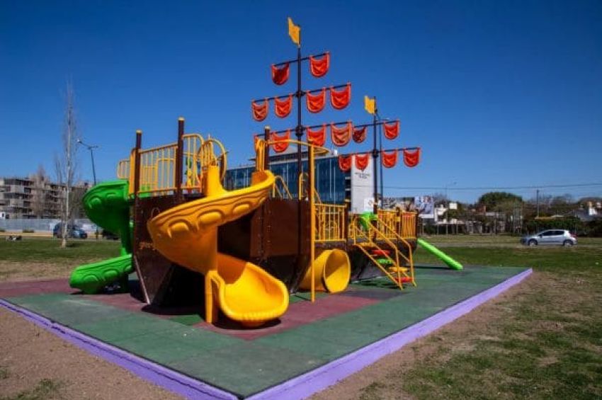 El Barco Pirata, la nueva atracción del Parque Lineal de Don Bosco