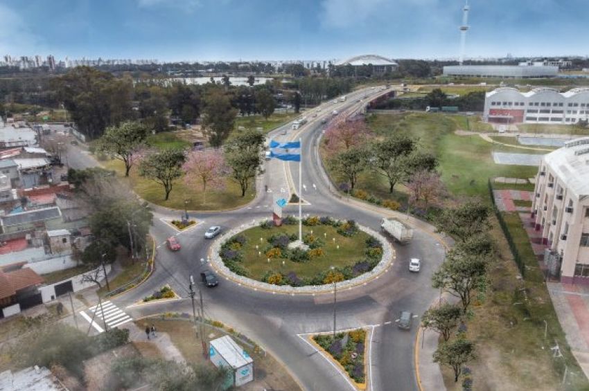 Distrito La Ribera: comenzaron los trabajos de puesta en valor en el Puente Olímpico de Lanús