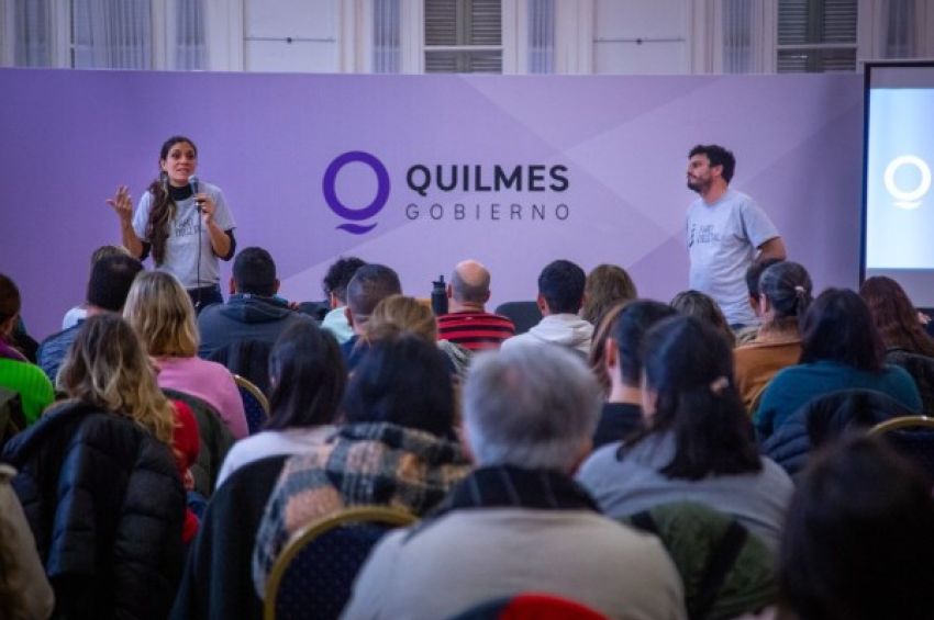 Se realizó el primer encuentro de formación docente en Quilmes en el marco del programa «No te ganes un problema»