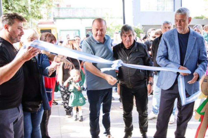 Ferraresi y Doval inauguraron el nuevo edificio del jardín de infantes del STMA