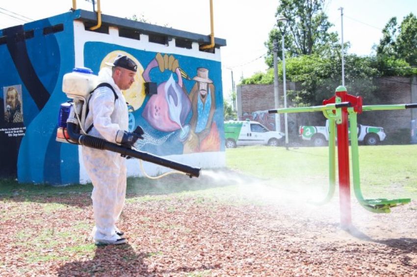 El municipio de Avellaneda realizó un amplio operativo de fumigación en Barrio Azul