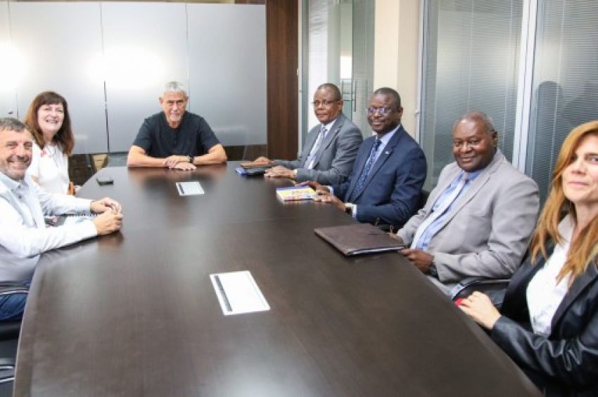 Ferraresi recibió a representantes de la embajada de la República Democrática del Congo