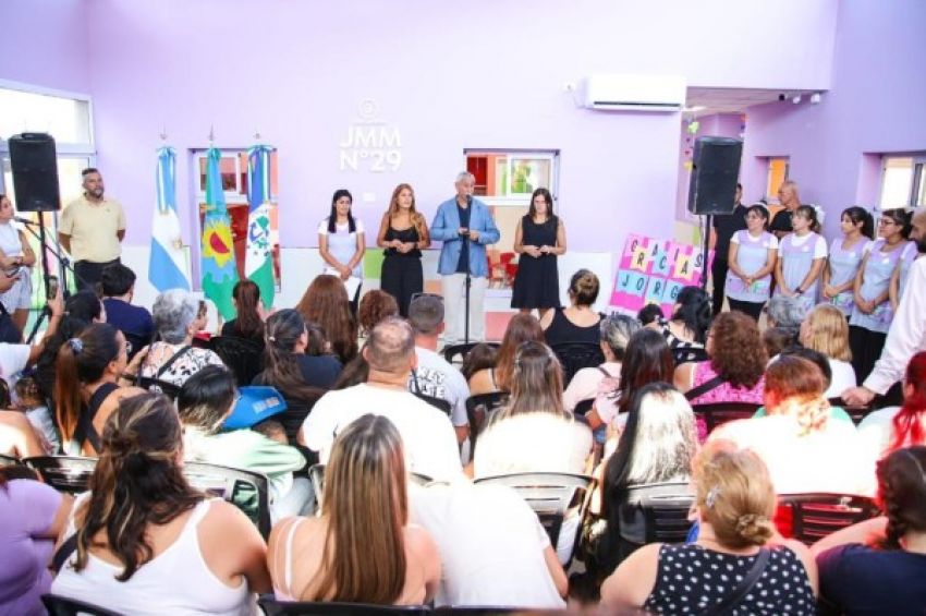 Ferraresi inauguró un nuevo Jardin Maternal en Gerli