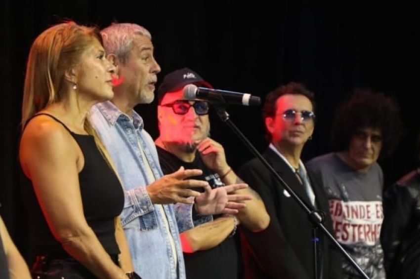 Ferraresi reinauguró el Auditorio Fauré: «Sigamos resistiendo a través de la cultura»