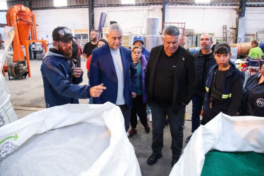 Ferraresi y Tapia inauguraron el nuevo edificio del Vivero Municipal en el EcoPunto de Sarandí
