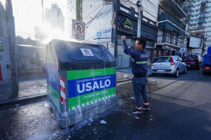 Operativo de recambio de contenedores en Avellaneda