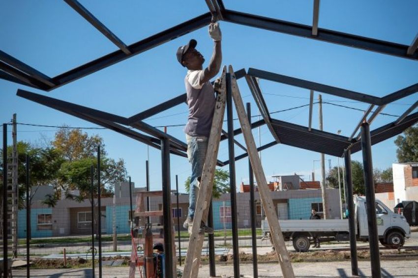 El municipio de Avellaneda construye la Nueva Plaza Maciel