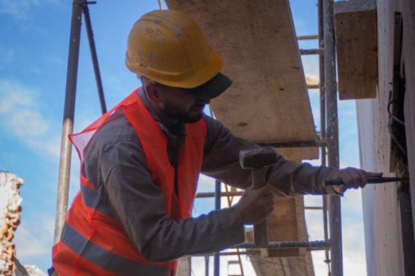 El municipio construye el edificio para la Escuela Primaria N°59 de Villa Domínico