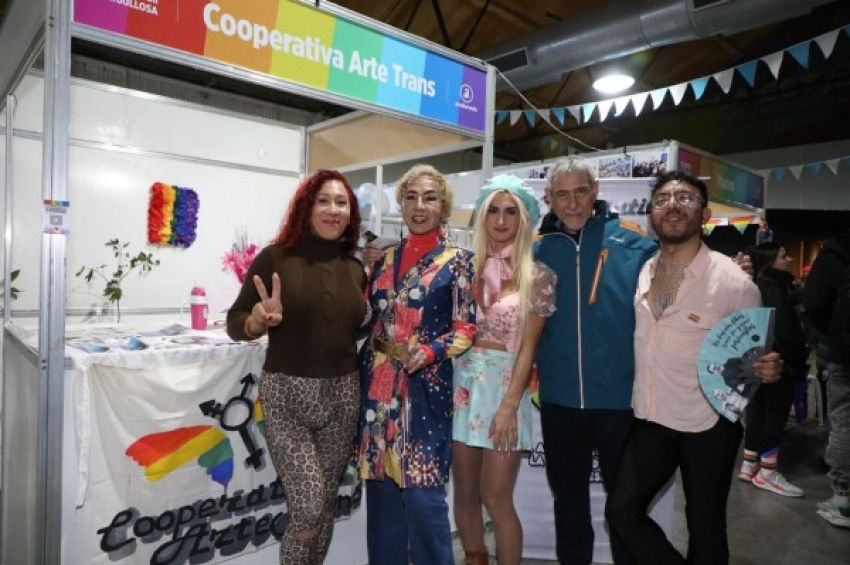Ferraresi visitó la Expo Avellaneda Orgullosa