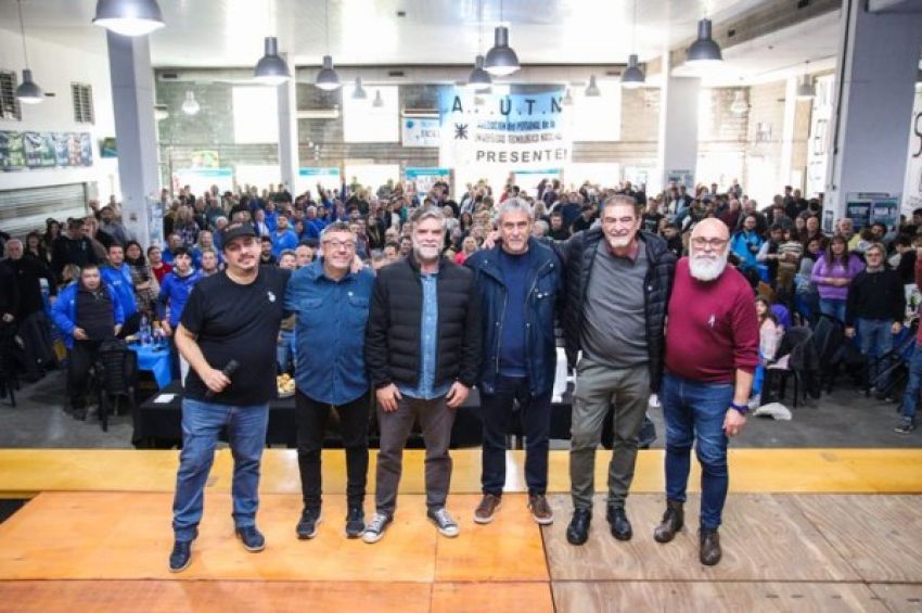Ferraresi visitó la UTN: «Junto a la universidad pública»