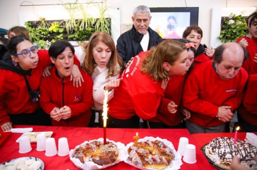 Jorge Ferraresi y Magdalena Sierra celebraron el Día de la Amistad en Nuevo Club