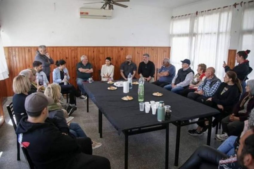 Mayra se reunió con vecinos y vecinas: «Este contacto directo con la comunidad fortalece la gestión»
