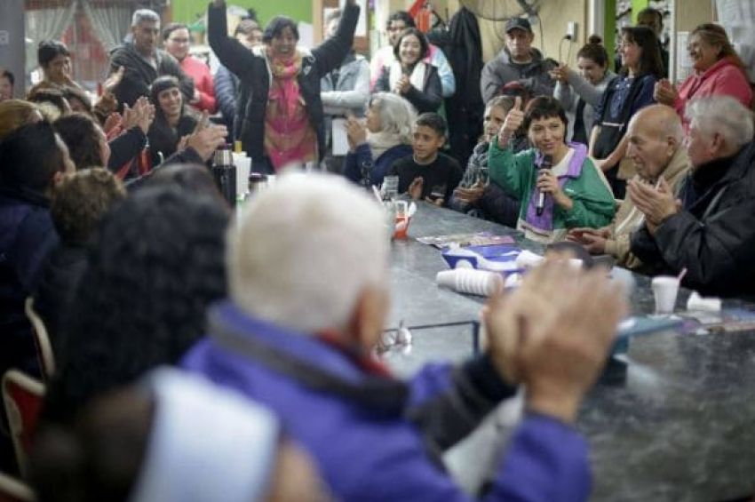 Mayra en Bernal Oeste: «Hemos demostrado que es posible transformar la realidad con un Estado presente»