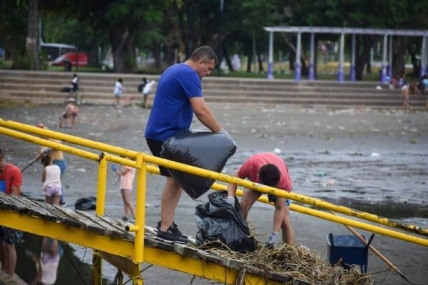 Lanzamiento de la tercera temporada del programa «Playas Limpias» en Quilmes