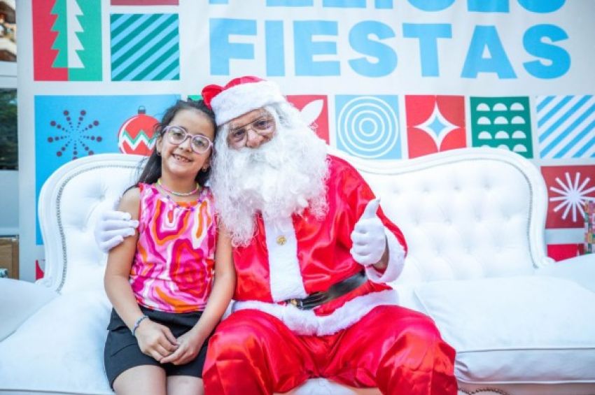 Lanús Gobierno continúa con la recorrida de Papá Noel por diferentes puntos de la ciudad