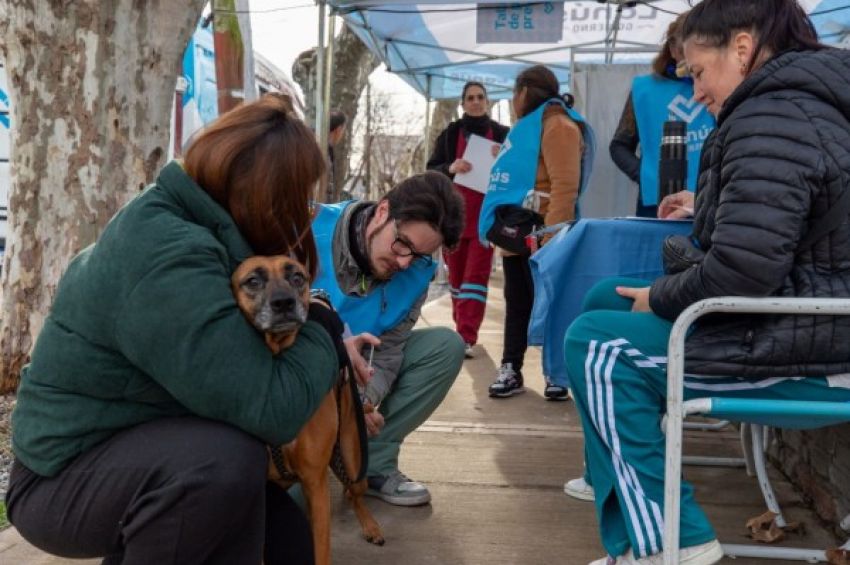 Sábados de Salud en el Barrio: jornada en Remedios de Escalada