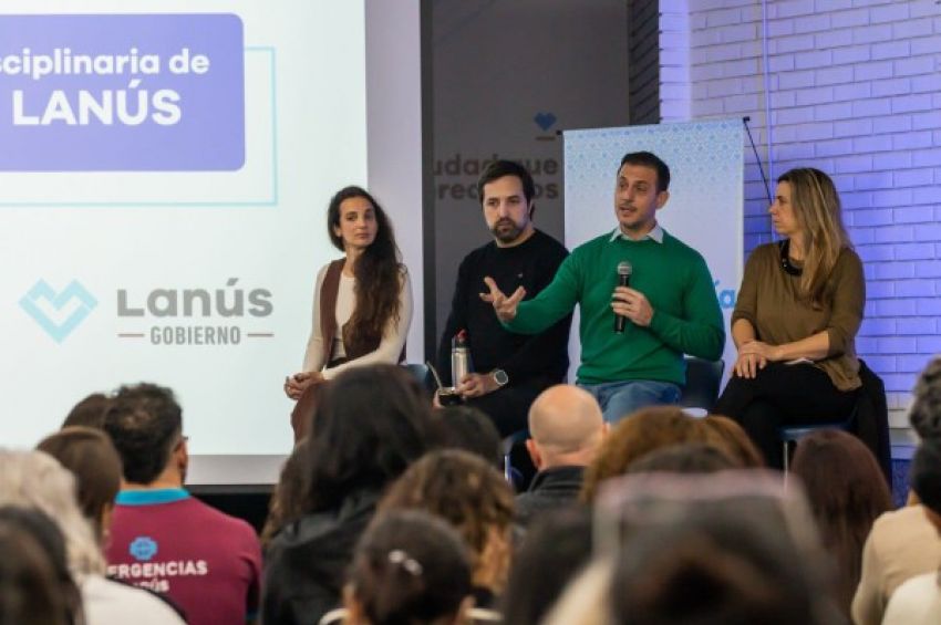Julián Álvarez y Nicolás Kreplak encabezaron las primeras Jornadas Interdisciplinarias de Salud Mental en Lanús