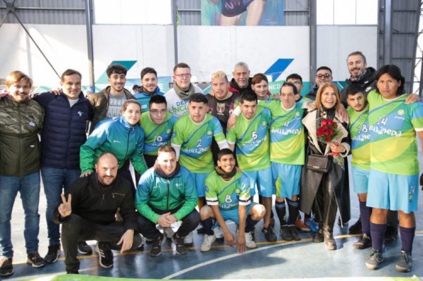 Ferraresi presenció partidos de la Liga Nacional de Fútbol Inclusivo en el Microestadio Gatica