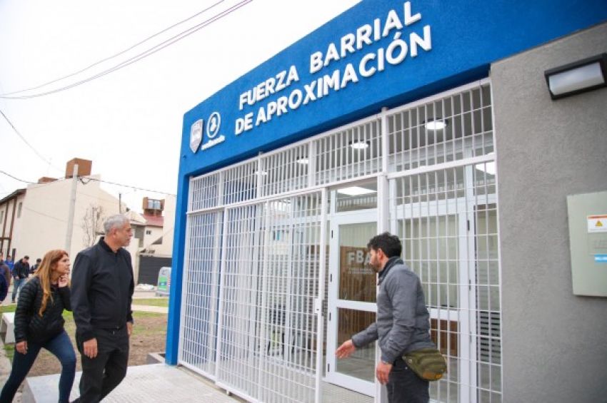 Jorge Ferraresi inauguró la sede de la Fuerza Barrial de Aproximación, en Barrio Azul