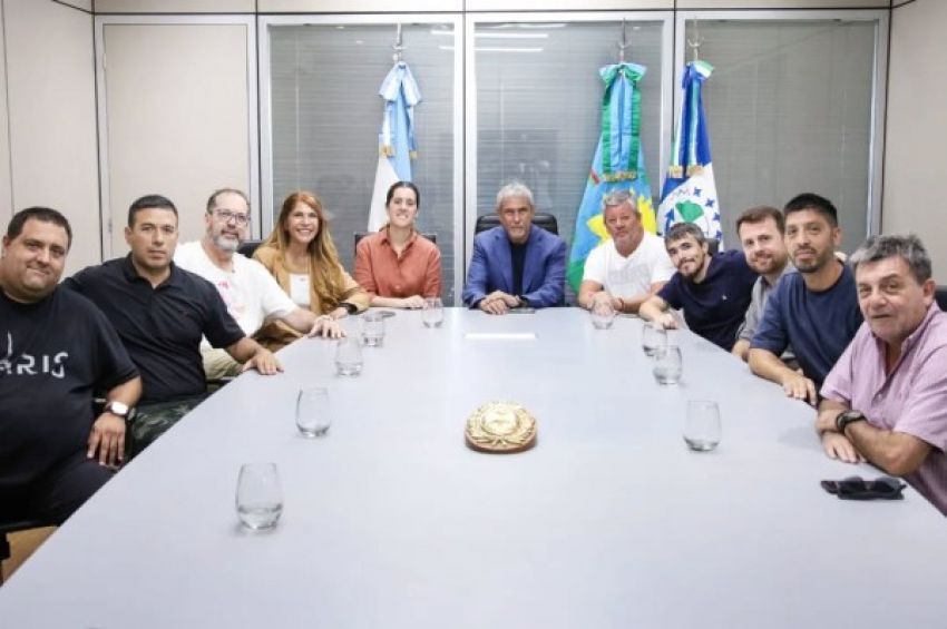 Ferraresi recibió a la nueva Comisión Directiva de Arsenal de Sarandí