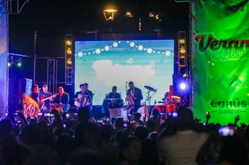 Lanús Gobierno celebra la segunda edición del programa Verano en tu Barrio en la  Plaza Giardino