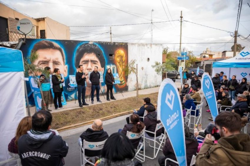 Julián Álvarez y Leandro Decuzzi anunciaron el inicio de la segunda etapa de obras en Villa Ilaza