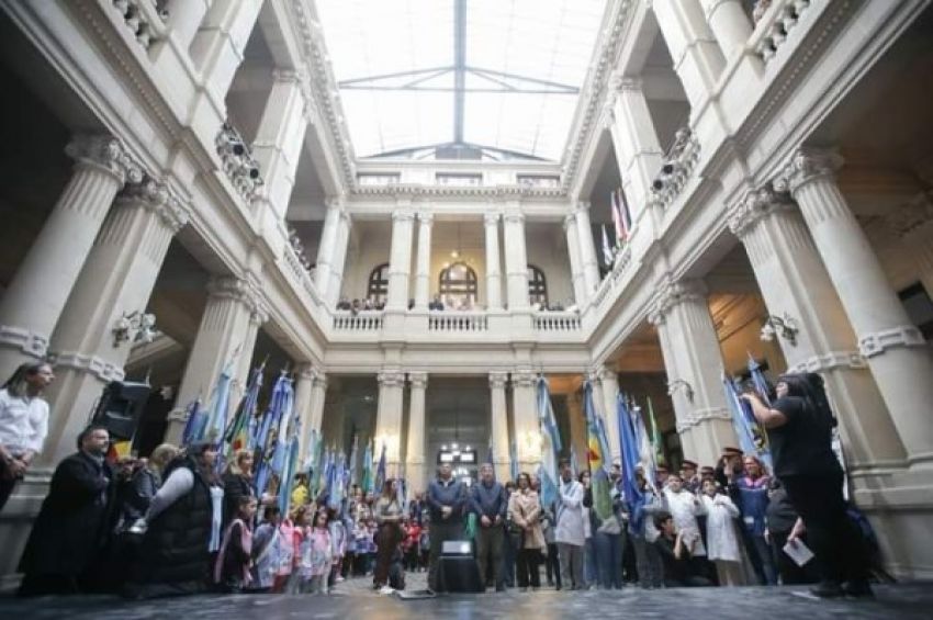 El municipio realizó un acto institucional por el 358º aniversario de la ciudad de Quilmes