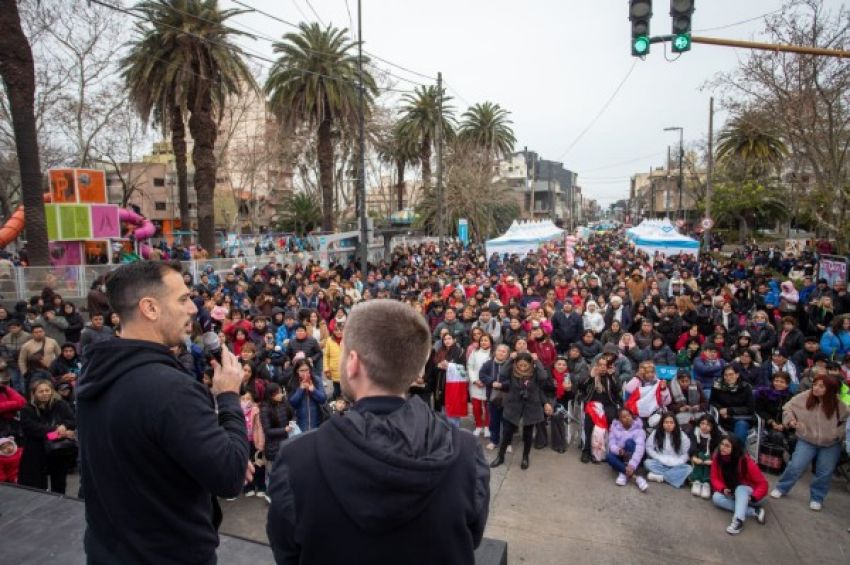 Lanús Gobierno celebró la Independencia de Perú