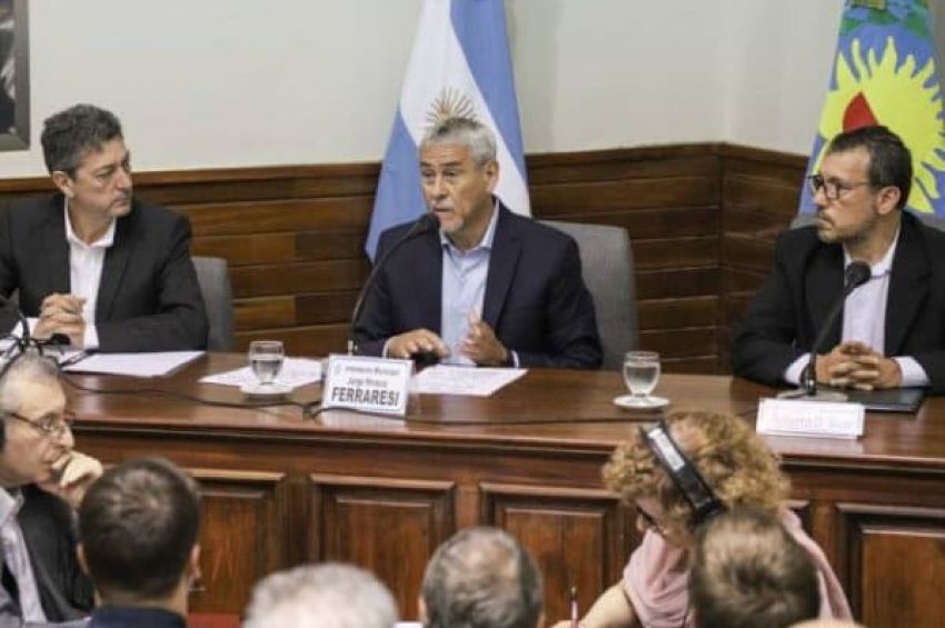 Ferraresi anunció un subsidio «para neutralizar el aumento de la TSG en ciertas categorías»