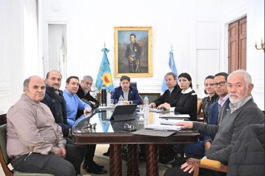 Kicillof recibió a intendentes de la cuenca de los arroyos San Francisco y Las Piedras