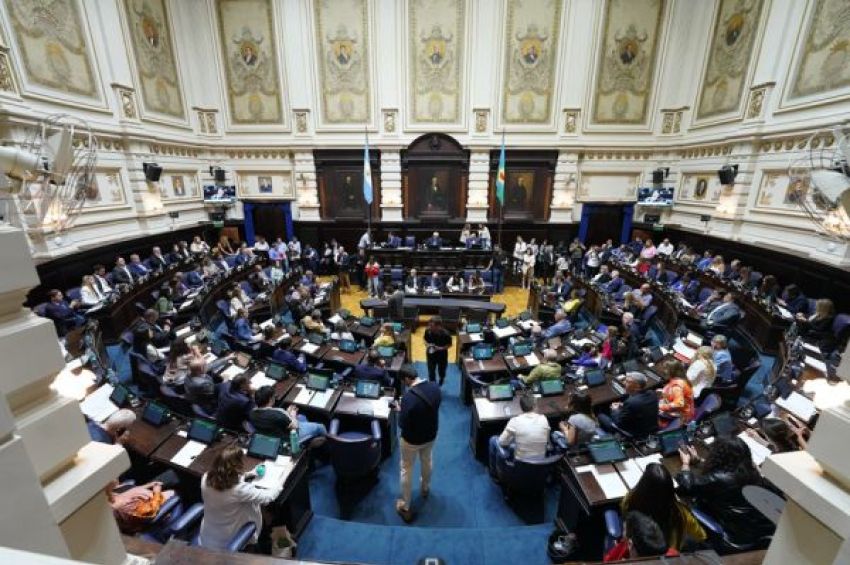 Diputados bonaerenses crearon una comisión para evaluar los dichos negacionistas del legislador libertario Castello