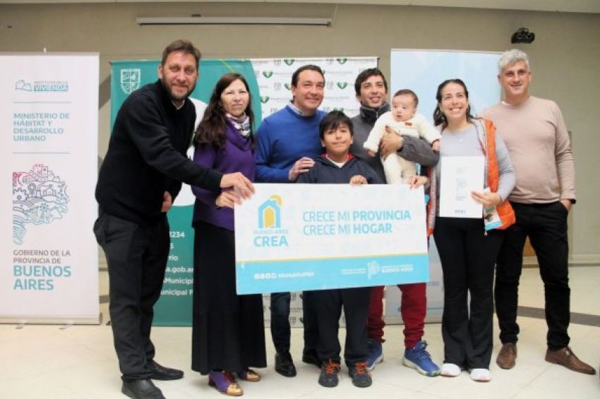 Batakis: «Con el programa Buenos Aires CREA, muchas familias podrán ampliar o refaccionar sus viviendas»