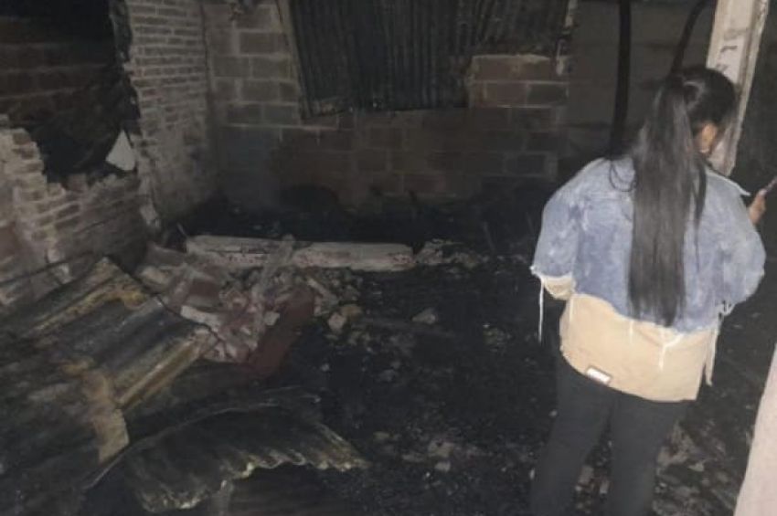 Quilmes: una enfermera de Cruz Roja necesita ayuda tras perder su casa en un incendio