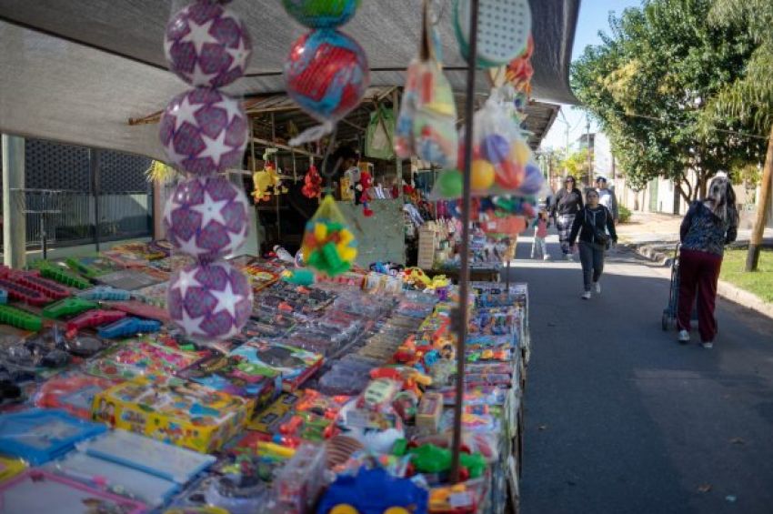 Lanús Gobierno invita a comprar en las ferias francas del Municipio