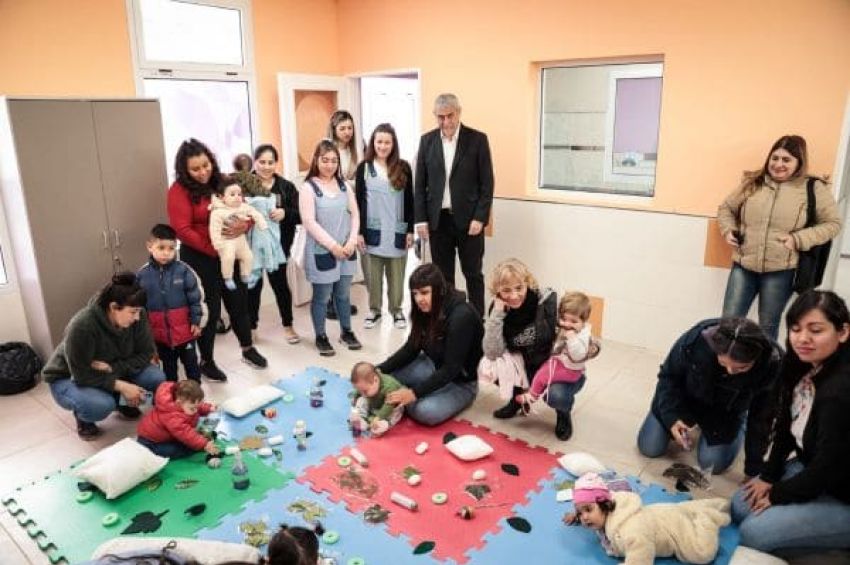 Ferraresi inauguró un Maternal Municipal en Wilde