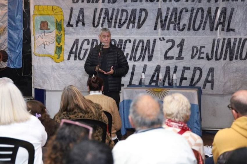 Jorge Ferraresi se reunió con militantes de la Agrupación 21 de junio y su referente Luis Carzoglio