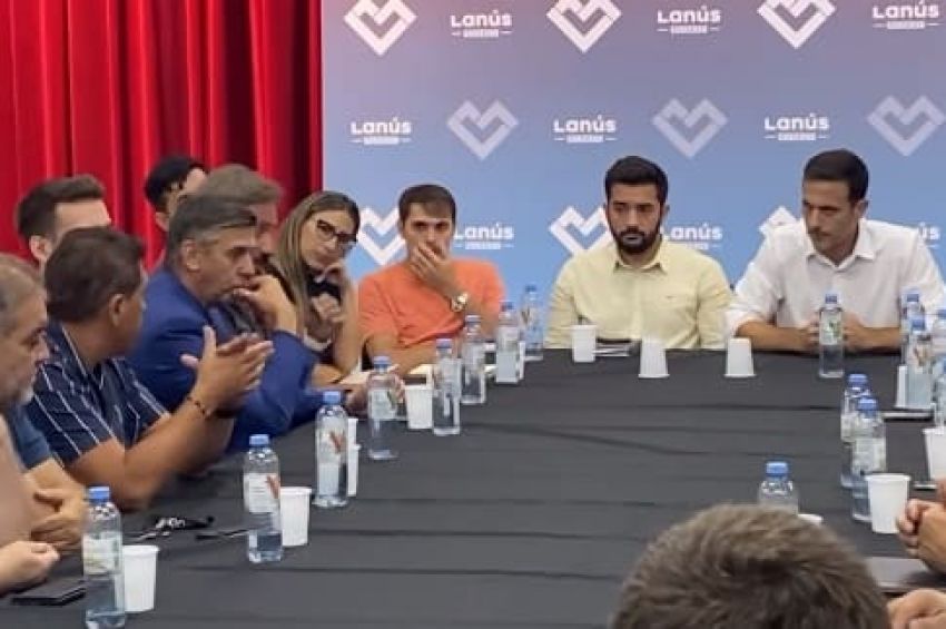 Julián Álvarez recibió a representantes de cámaras de comercio de Lanús