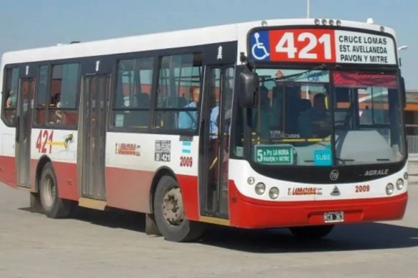 Dejó de funcionar la línea 421, que unía Avellaneda con Monte Grande