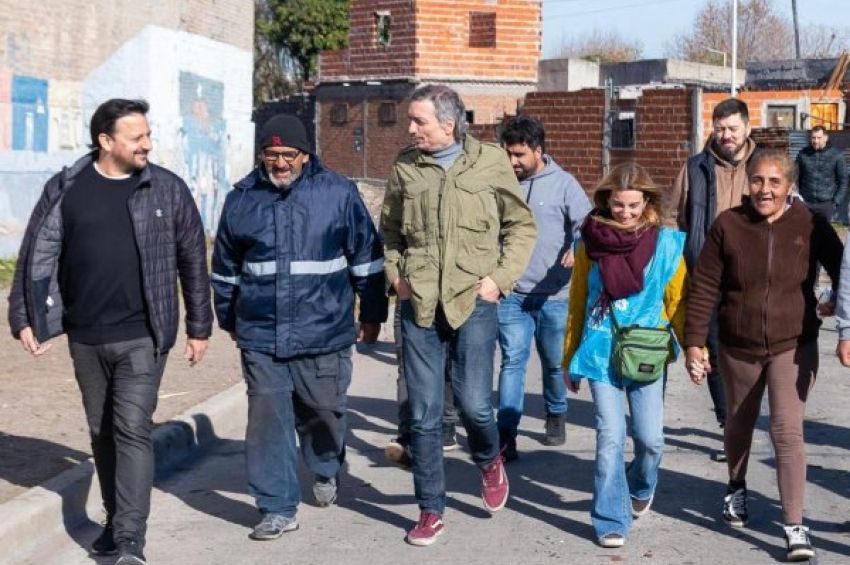 Máximo Kirchner junto a Santalla en Avellaneda: «Esto es lo que quiere Cristina, una Argentina que contenga y abrace a todos»