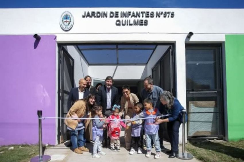 Mayra inauguró el jardín de infantes Nº 975 del Barrio Santa Lucía-La Paz de Quilmes Oeste