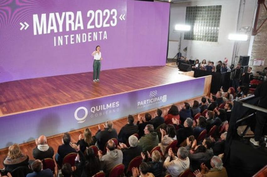 Mayra presidió el foro de gobierno abierto: «Tenemos una ciudad más linda, tenemos presente y futuro»