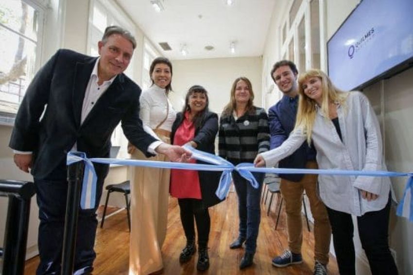 Mayra Mendoza inauguró la nueva oficina de atención migrante que funcionará en la Casa de las Culturas