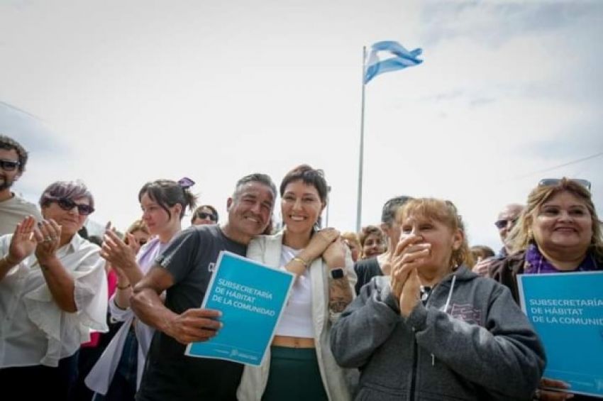 Mayra Mendoza: «Con un Estado presente y eficiente vamos a seguir garantizando derechos»