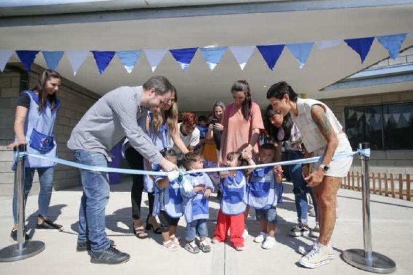Mayra inauguró un nuevo jardín maternal municipal en el Eco Parque de la Ribera de Quilmes