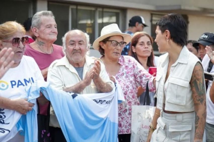 Mayra: «Un gobierno que desprecia a los jubilados es de una crueldad tremenda»