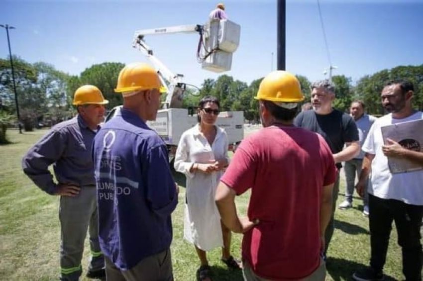 Mayra Mendoza recorrió el operativo integral de limpieza en Ezpeleta Oeste