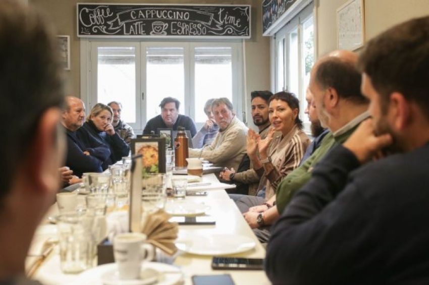 Mayra se reunió con comerciantes quilmeños para articular acciones ante la caída del consumo