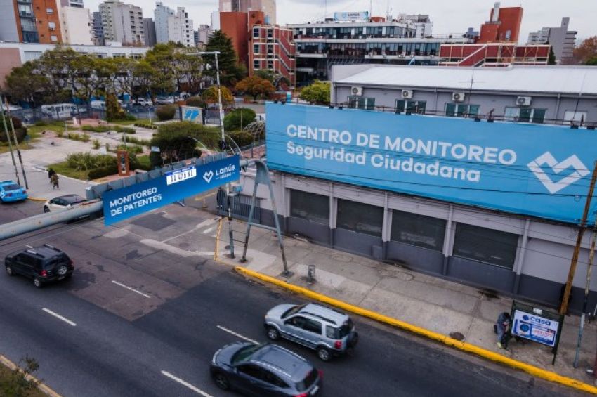 Lanús Gobierno instaló el primer anillo digital de la ciudad