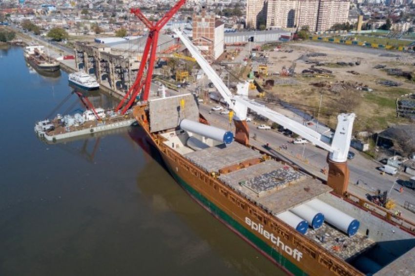 Julián Álvarez sobre el Puerto de Dock Sud: «Hoy quienes toman las decisiones en el Puerto son los dueños de Exolgan»