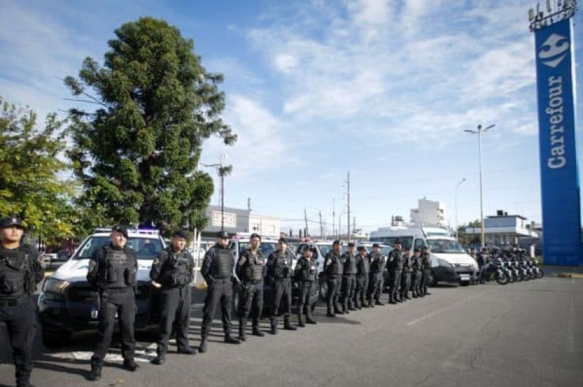 Se realizó un megaoperativo de seguridad de la UTOI y el municipio en Quilmes Oeste